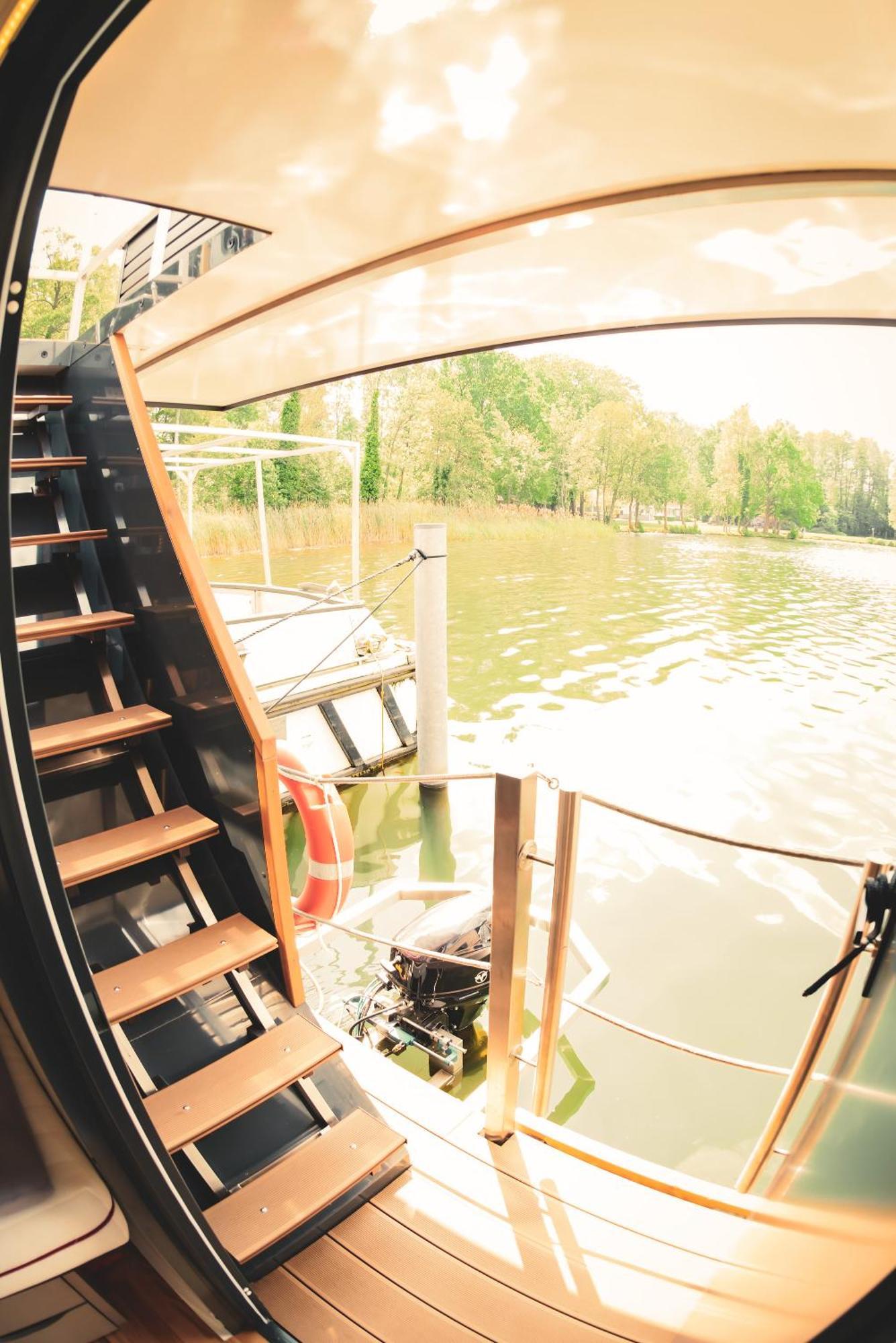 Traumzeitboot2 Auf Dem Scharmuetzelsee Bad Saarow Buitenkant foto